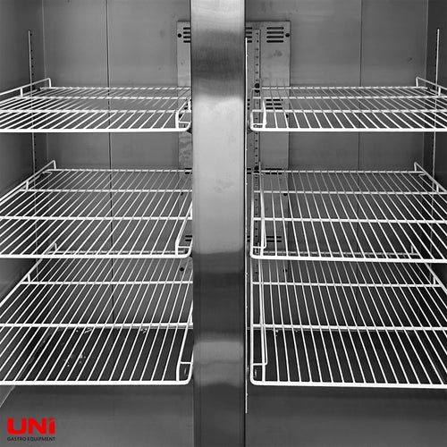 40013 Frigorifero in acciaio inox monoblocco, capacita 1333 litri, GN2/1
